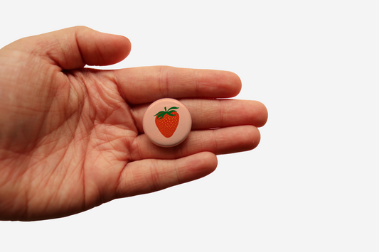 Strawbaby Button